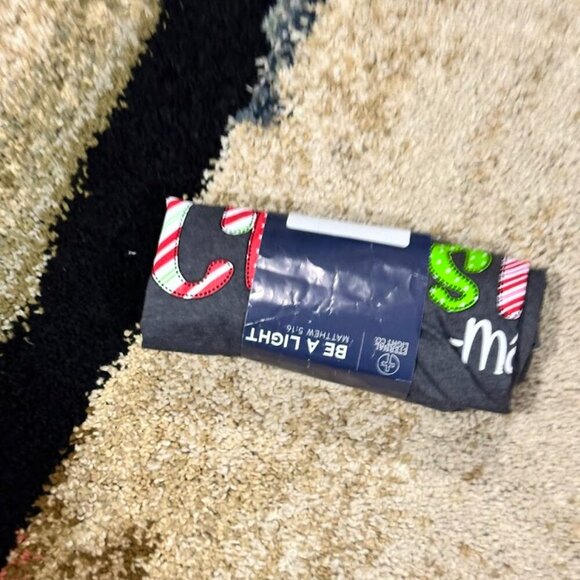 Merry CHRISTmas Colorful text on grey size XL Unisex NWT Eternal Light T-Shirt - Picture 3 of 9